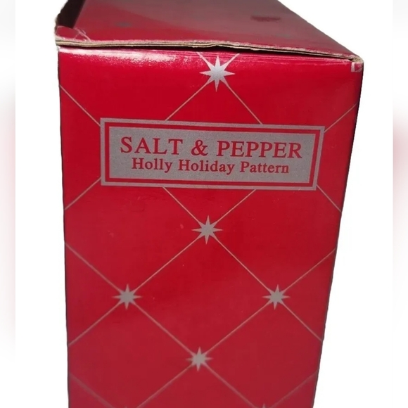 Vtg 1999 Christmas Skating Santas Salt & Pepper Shakers Home For The Holidays - Picture 8 of 9